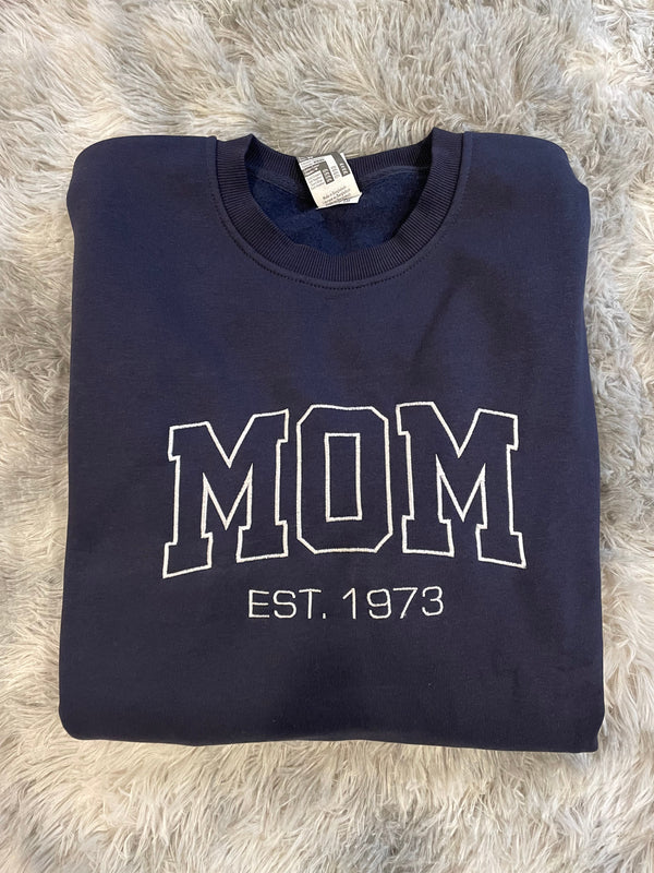 Pull brodé Mom Outline Est.