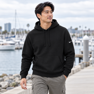 Nike DR1499 lifestyle - Black